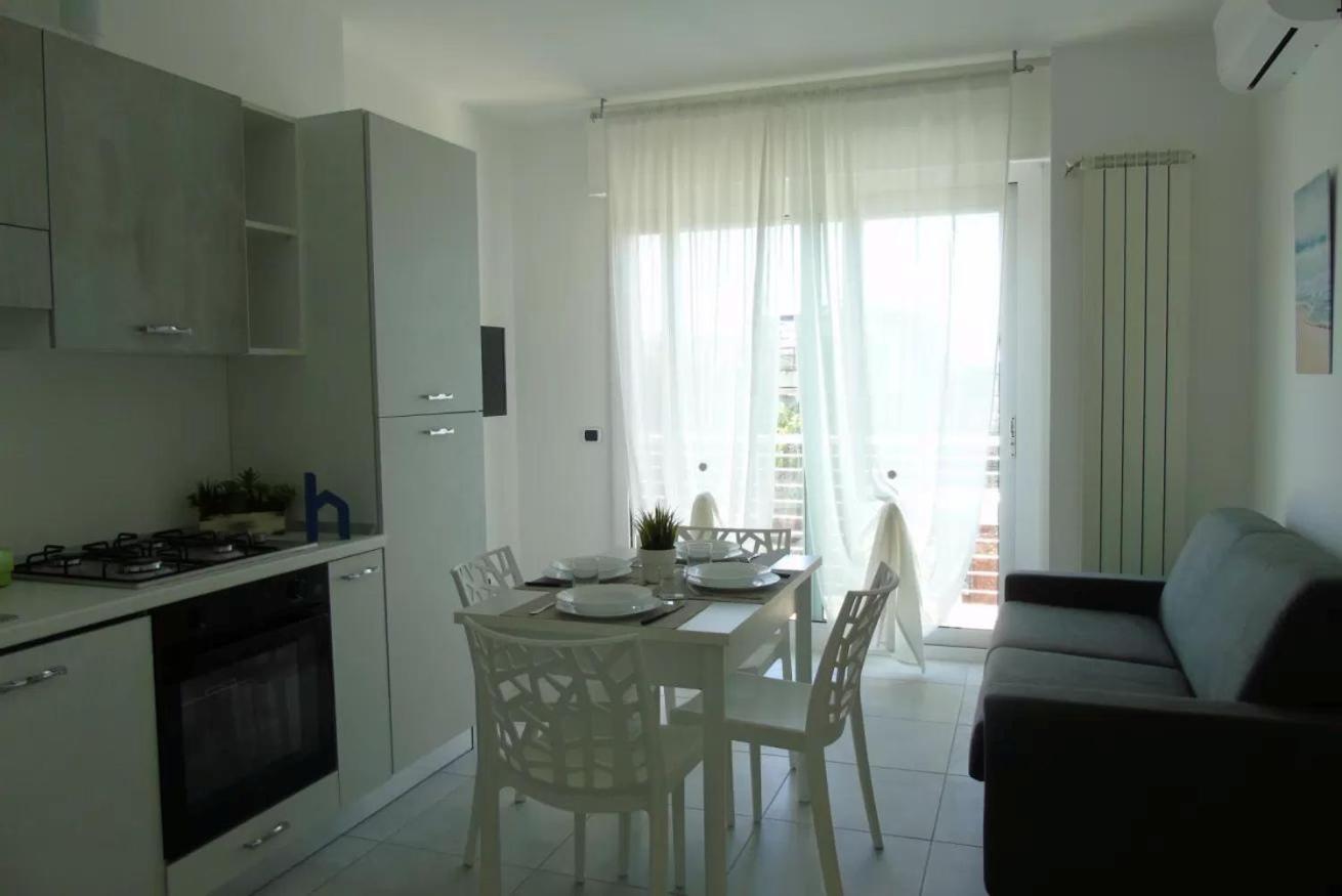 Homiday - Residence Prestige Пинето Экстерьер фото