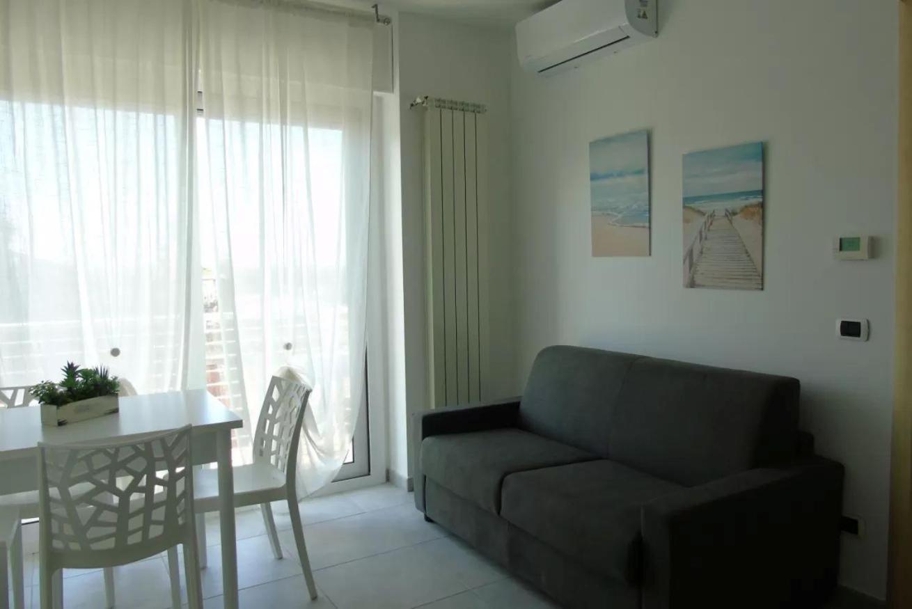 Homiday - Residence Prestige Пинето Экстерьер фото